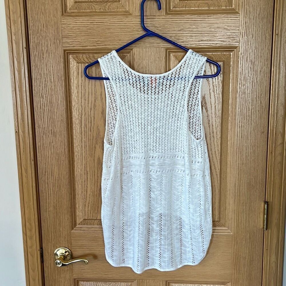 Sweet‎ & Sinful White Crocheted Tank Top Large - Picture 2 of 5
